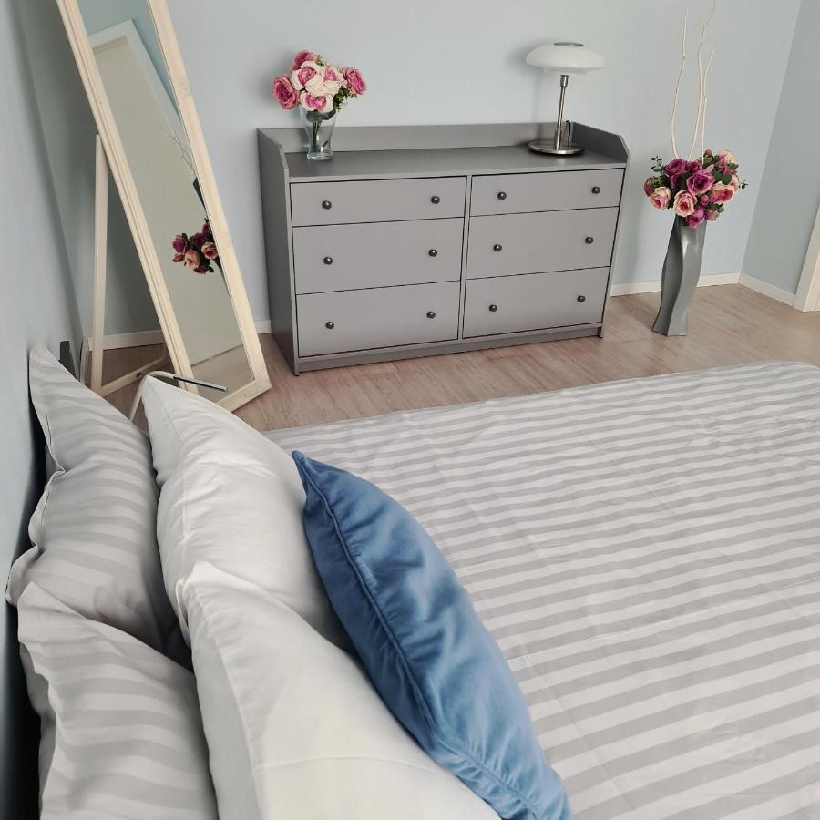 Alejas Lux Apartment เลียปาญา ห้อง รูปภาพ