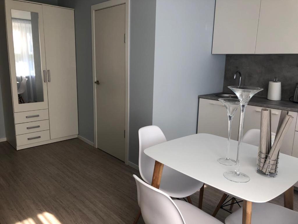 Alejas Lux Apartment เลียปาญา ภายนอก รูปภาพ